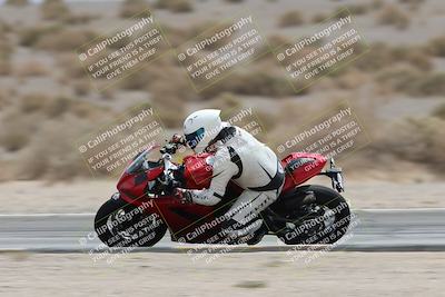 media/May-05-2025-Moto Forza (Mon) [[3c1838c5e5]]/2-B Group/Session 3 (Panning Test Turn 14 Inside)/